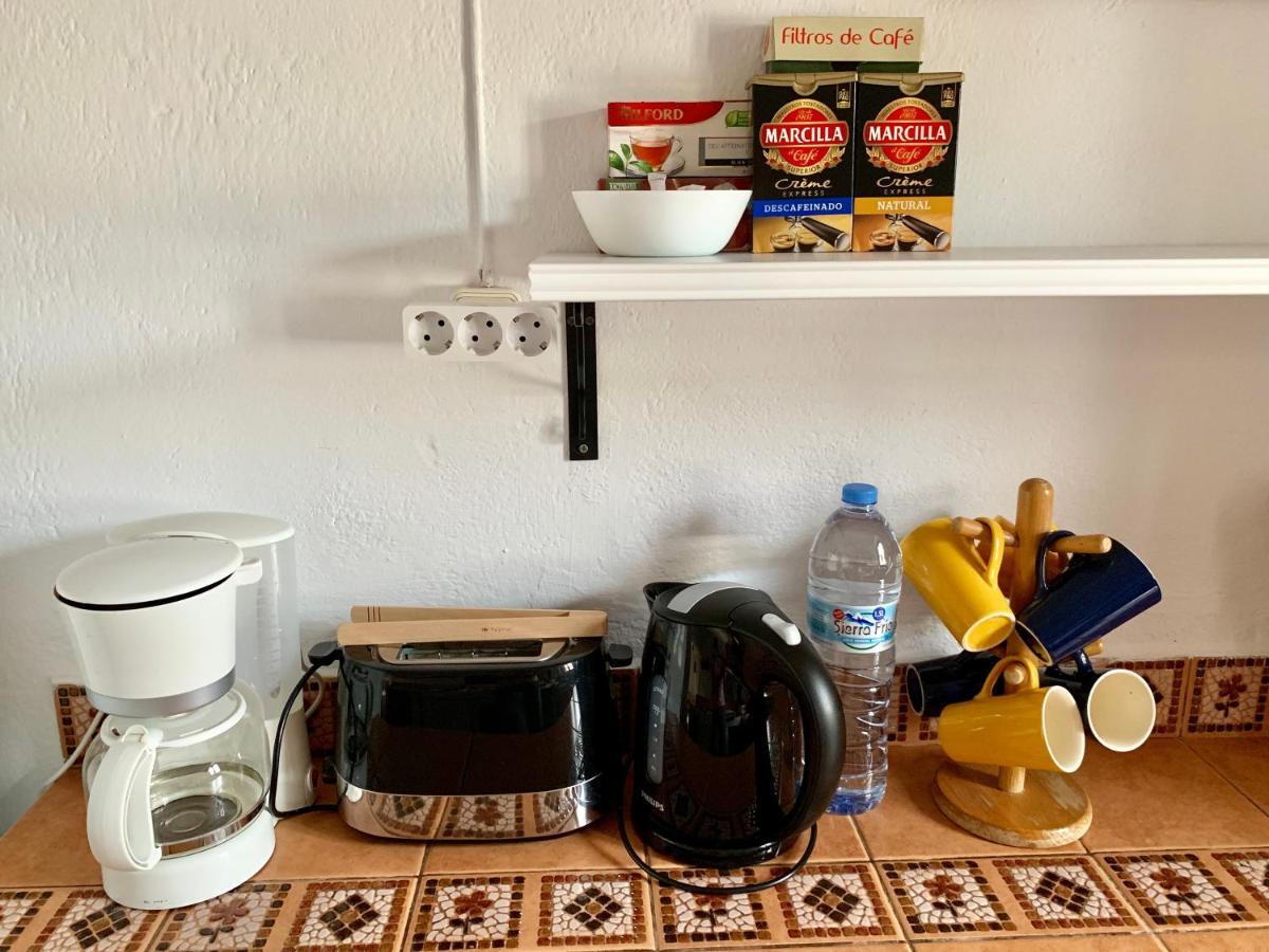 エル・チョロ La Casilla- La Almona Chicaゲストハウス エクステリア 写真